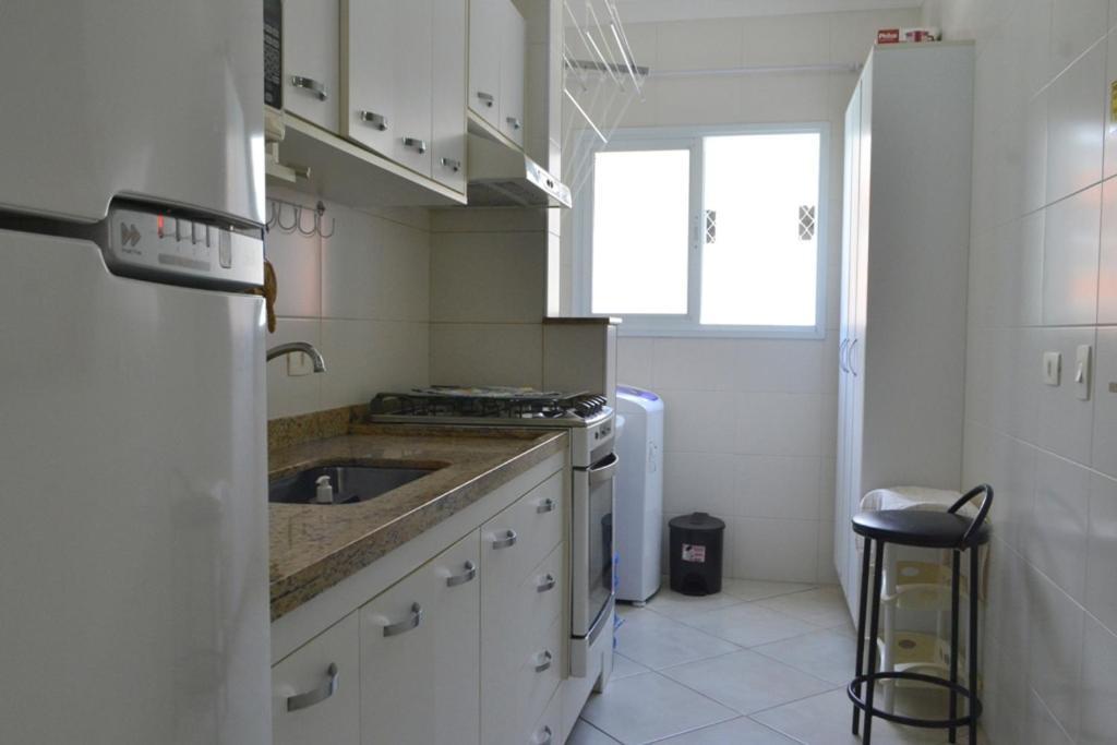 Aluga-Se Apto 2 Quartos, Sendo 1 Suite, 3 Ar Cond. Mobilia Completa - Praia Grande Ubatuba/Sp 외부 사진