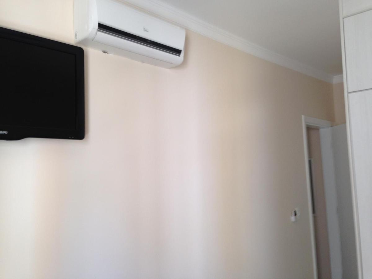 Aluga-Se Apto 2 Quartos, Sendo 1 Suite, 3 Ar Cond. Mobilia Completa - Praia Grande Ubatuba/Sp 외부 사진
